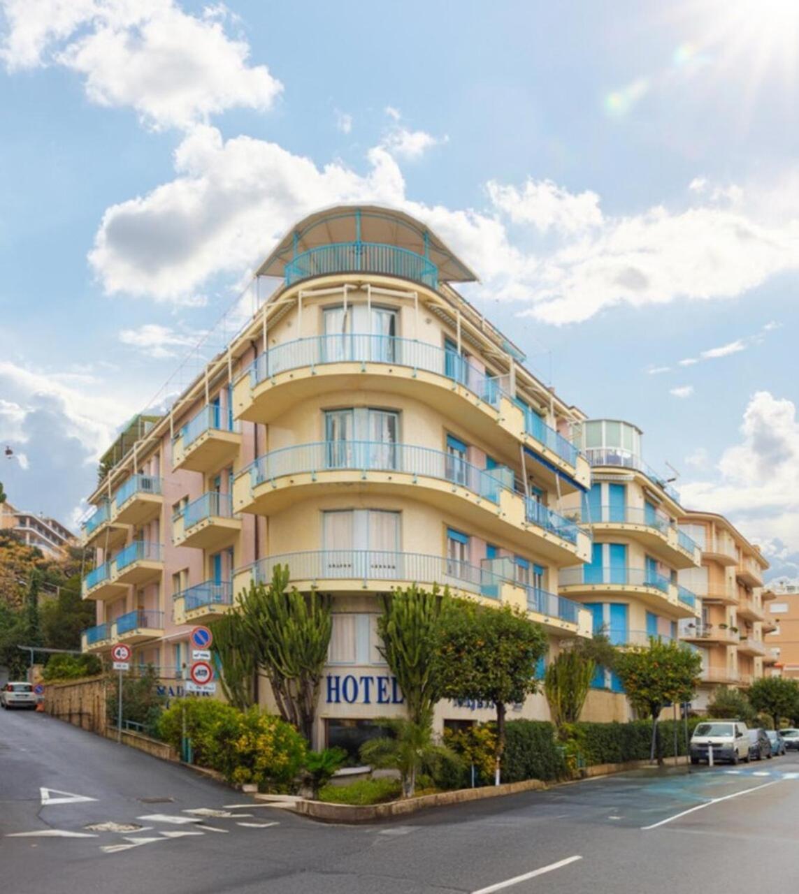 Hotel Majestic By Lvg Hotel Collection Alassio Esterno foto