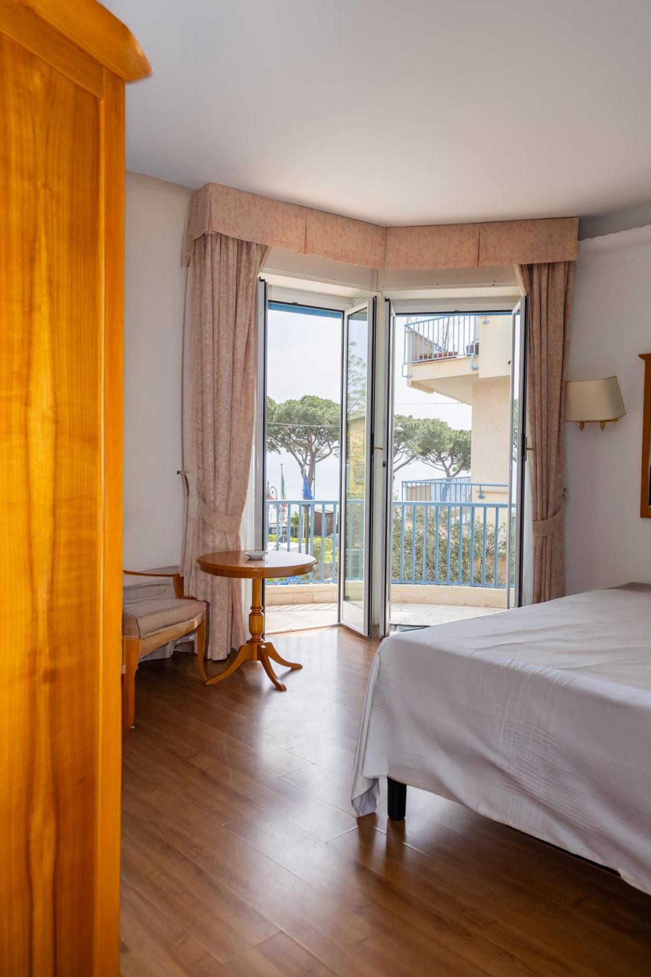 Hotel Majestic By Lvg Hotel Collection Alassio Esterno foto